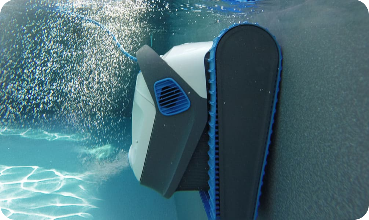 robot nettoyeur de piscine
