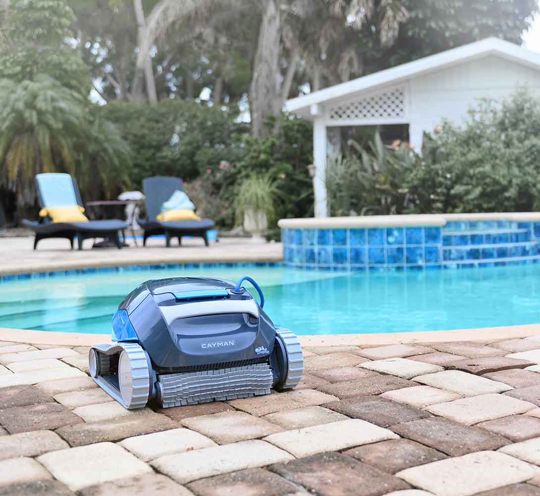 Dolphin Cayman | Maytronics